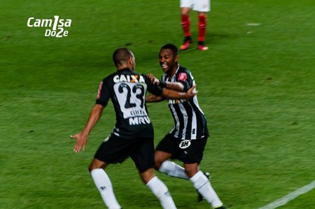 14484992 1093157610763696 5888583336788663095 n 450x299 - Eu na arquibancada - Atl&eacute;tico 3x1 Internacional