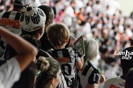 14666105 1107488699330587 4280151014031755785 n 450x299 - Eu na arquibancada - Atl&eacute;tico 3x0 Am&eacute;rica (parte 1)