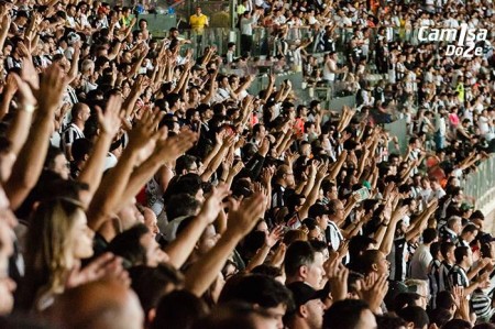 14717140 1107489412663849 65061668177164889 n 450x299 - Eu na arquibancada - Atl&eacute;tico 3x0 Am&eacute;rica (parte 1)