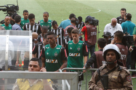 MG 8379 450x300 - Eu na arquibancada - Atl&eacute;tico 2x2 Flamengo (parte 1)