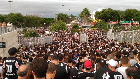 P 20161029 183756 450x253 - Eu na arquibancada - Atl&eacute;tico 2x2 Flamengo (parte 1)