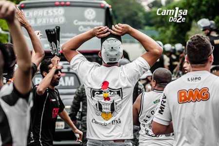 14590422 1123322384413885 1605606772461791874 n 450x299 - Eu na arquibancada - Atl&eacute;tico 2x2 Flamengo (parte 2)