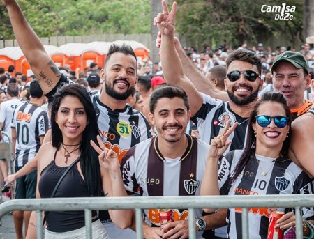 14732265 1123407024405421 668050515688267782 n 450x343 - Eu na arquibancada - Atl&eacute;tico 2x2 Flamengo (parte 2)