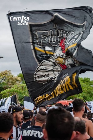 14925253 1123233307756126 3699824667808542855 n 299x450 - Eu na arquibancada - Atl&eacute;tico 2x2 Flamengo (parte 2)