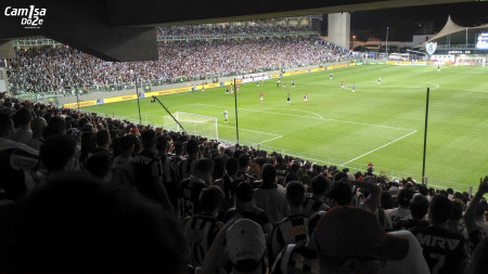 P 20161102 215319 450x253 - Eu na arquibancada - Atl&eacute;tico 2x2 Internacional