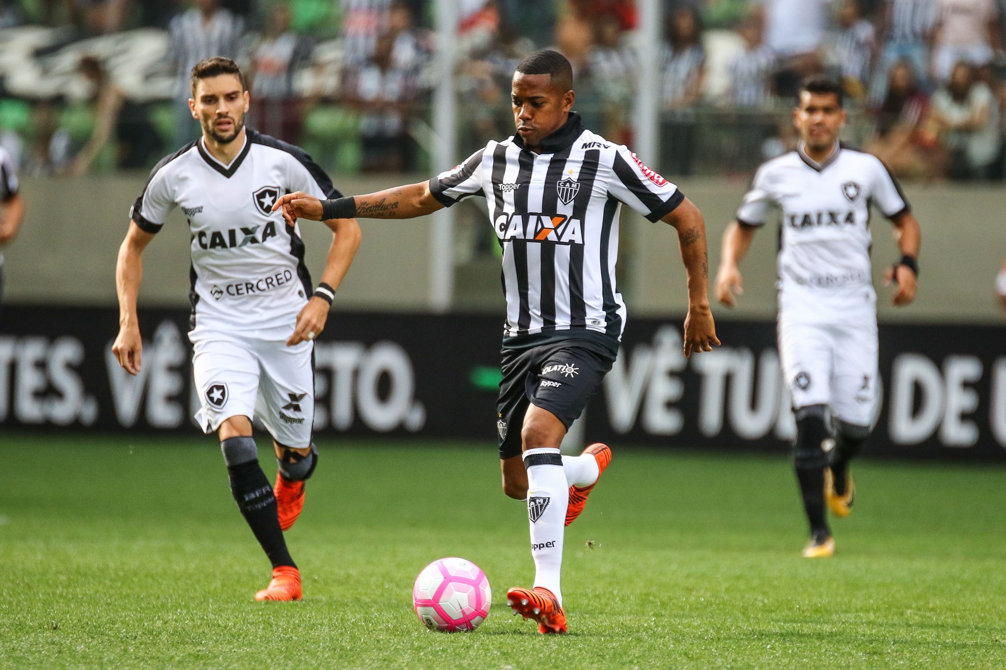 37989683852 ab3478161d o - Atlético 0 x 0 Botafogo - Galo tenta, mas esbarra na falta de inspiração e só empata no Horto