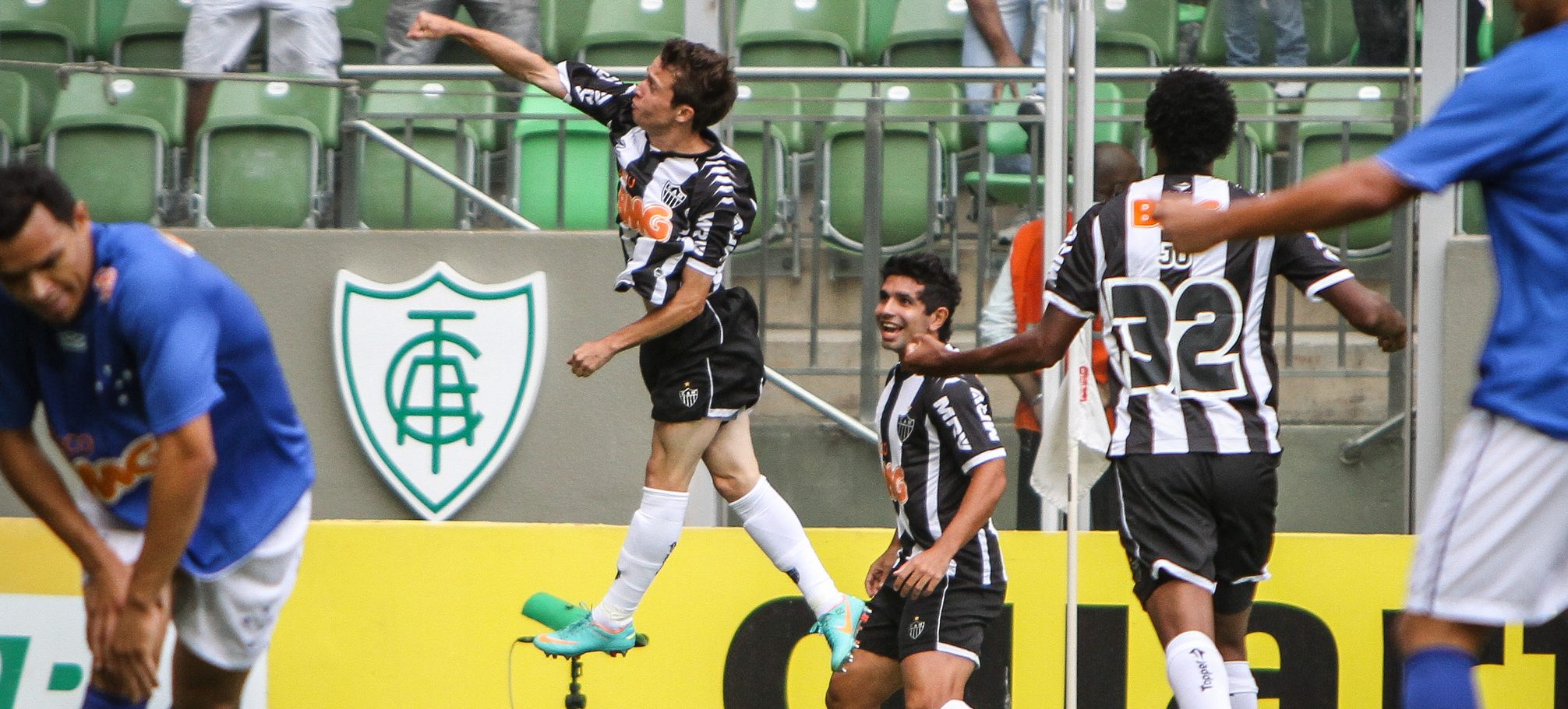 8239220398 ebdf8454fd k 1 e1526658254504 - Relembrar &eacute; viver: os 5 cl&aacute;ssicos mais marcantes pelo Campeonato Brasileiro