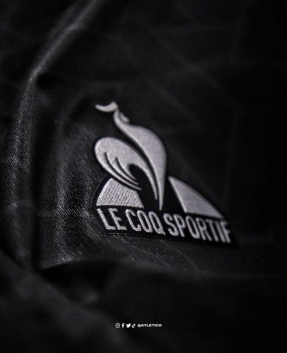 Traje3 5 406x500 - Atlético lança o uniforme 3 "all black" que pode ser o último da LeCoq